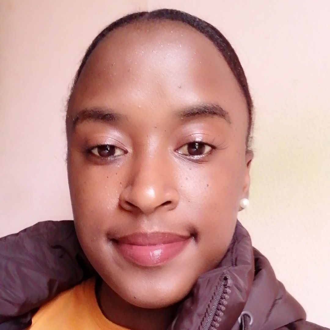 Ashmone's profile photo